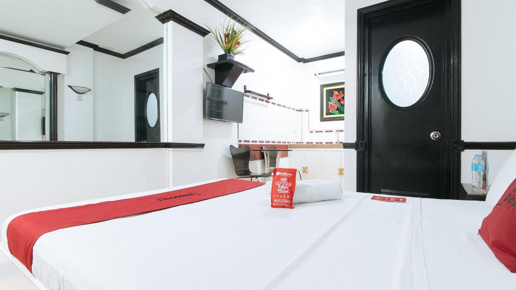 Reddoorz At Plus Villa Gloria Taguig Εξωτερικό φωτογραφία