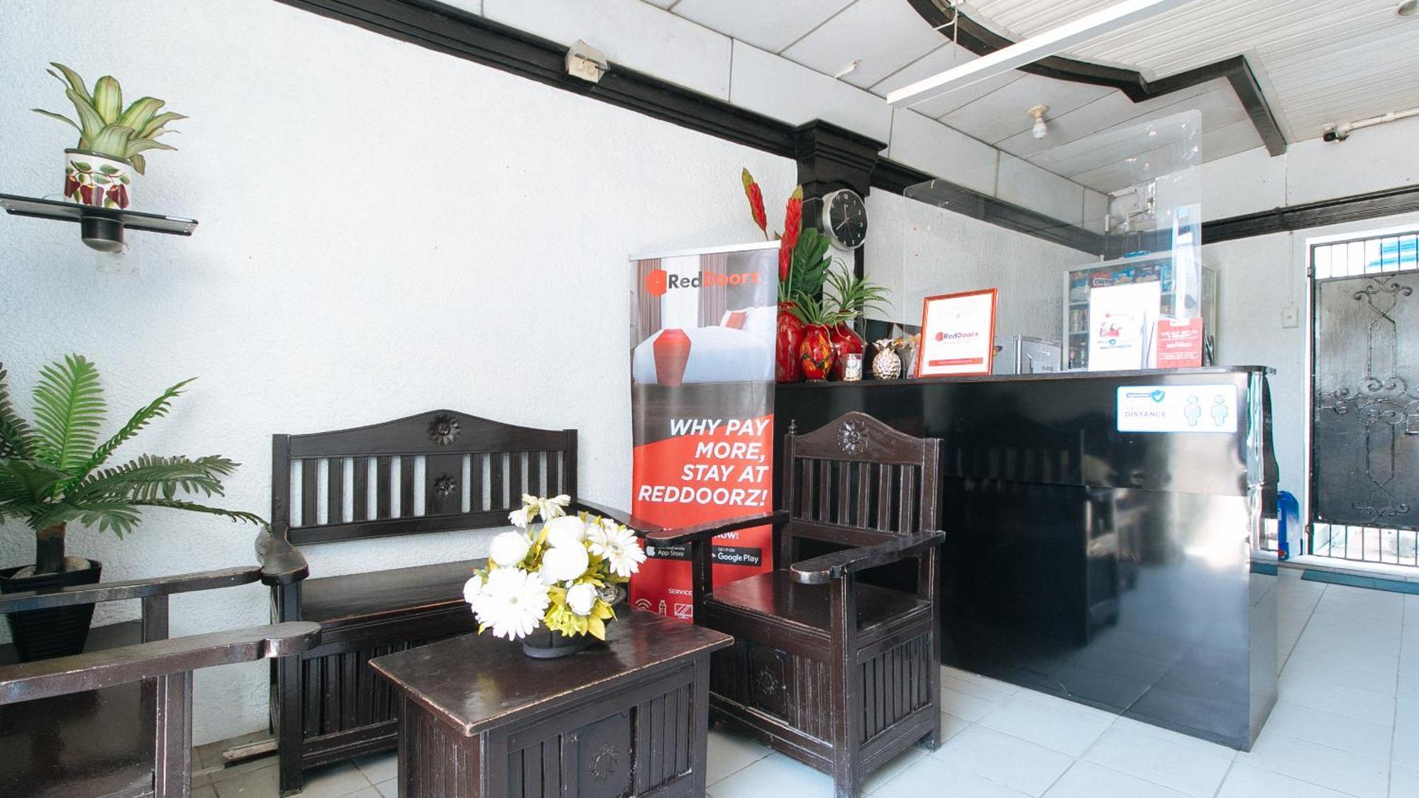 Reddoorz At Plus Villa Gloria Taguig Εξωτερικό φωτογραφία