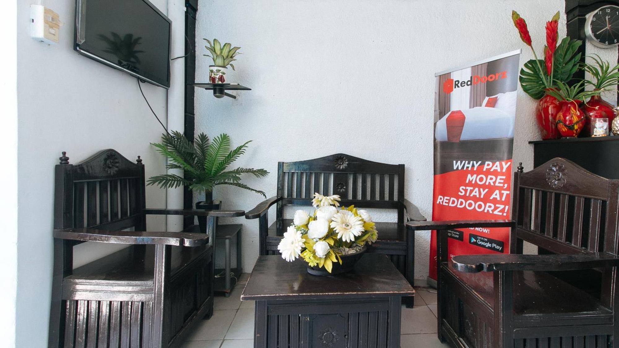Reddoorz At Plus Villa Gloria Taguig Εξωτερικό φωτογραφία