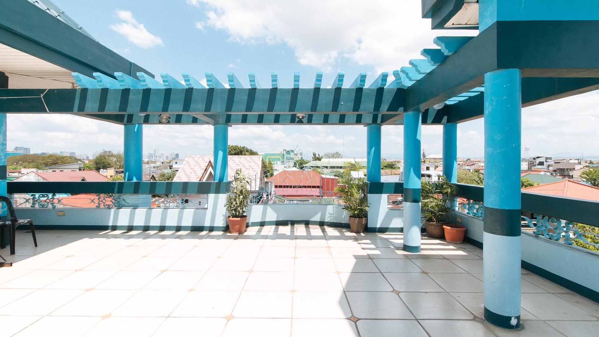 Reddoorz At Plus Villa Gloria Taguig Εξωτερικό φωτογραφία