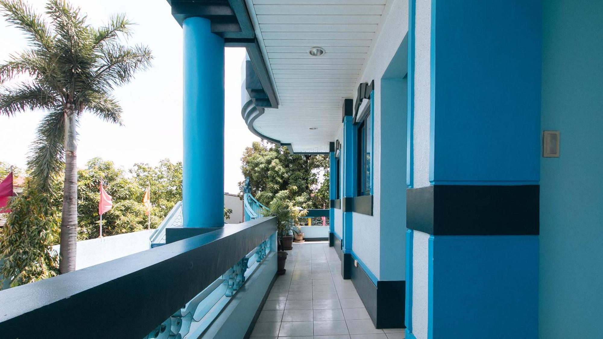Reddoorz At Plus Villa Gloria Taguig Εξωτερικό φωτογραφία